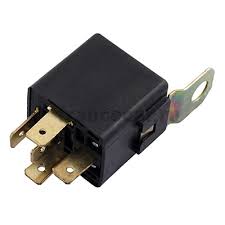 Реле 5-контактное 12V 40A (узкий)
