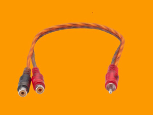 Кабель межблочный DRC-RY21 RCA (2мама/1папа) 0,2м  DSD